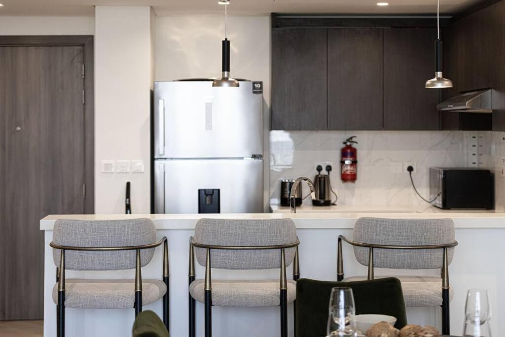 Chic 2 Bed Near Trade Centre With 5 Star Amenities Apartamento Dubai Exterior foto