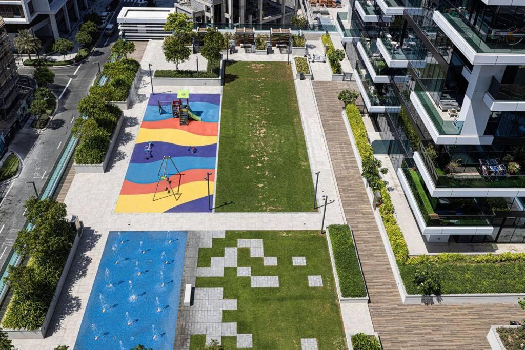 Chic 2 Bed Near Trade Centre With 5 Star Amenities Apartamento Dubai Exterior foto