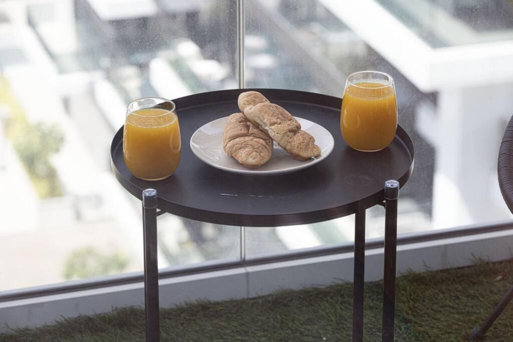 Chic 2 Bed Near Trade Centre With 5 Star Amenities Apartamento Dubai Exterior foto