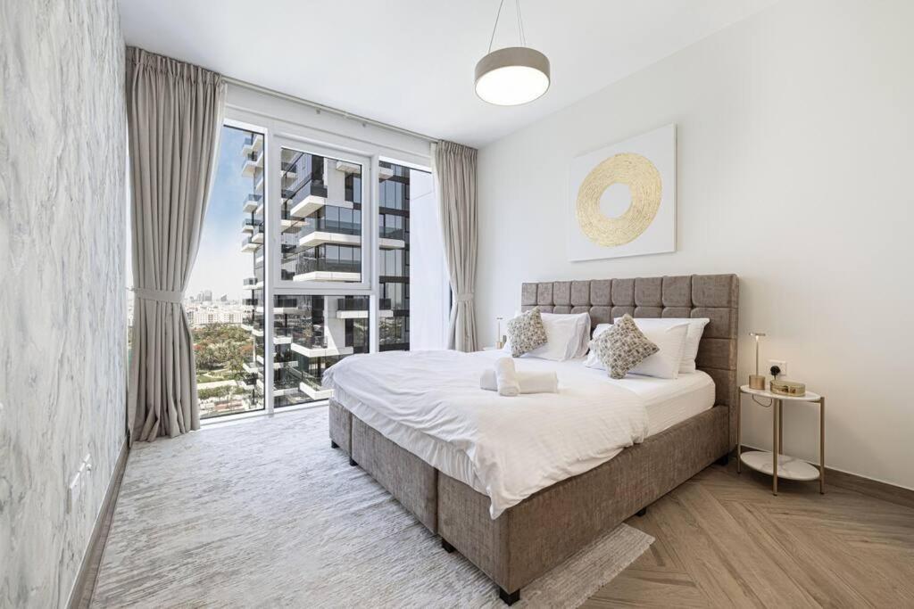 Chic 2 Bed Near Trade Centre With 5 Star Amenities Apartamento Dubai Exterior foto