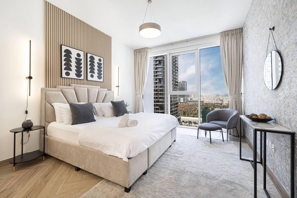 Chic 2 Bed Near Trade Centre With 5 Star Amenities Apartamento Dubai Exterior foto