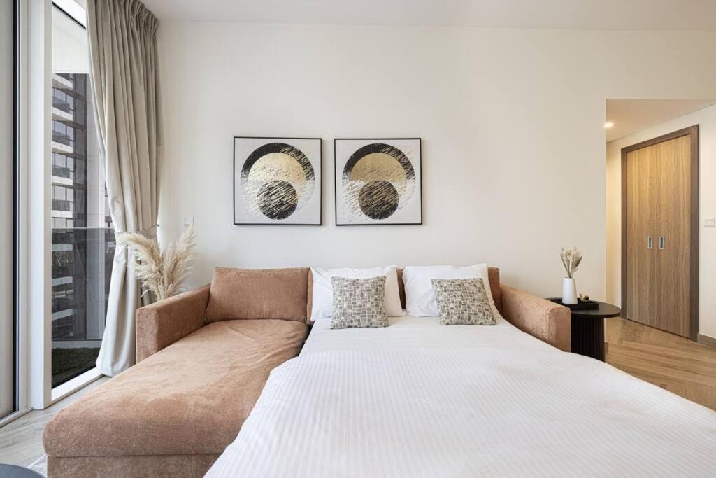Chic 2 Bed Near Trade Centre With 5 Star Amenities Apartamento Dubai Exterior foto