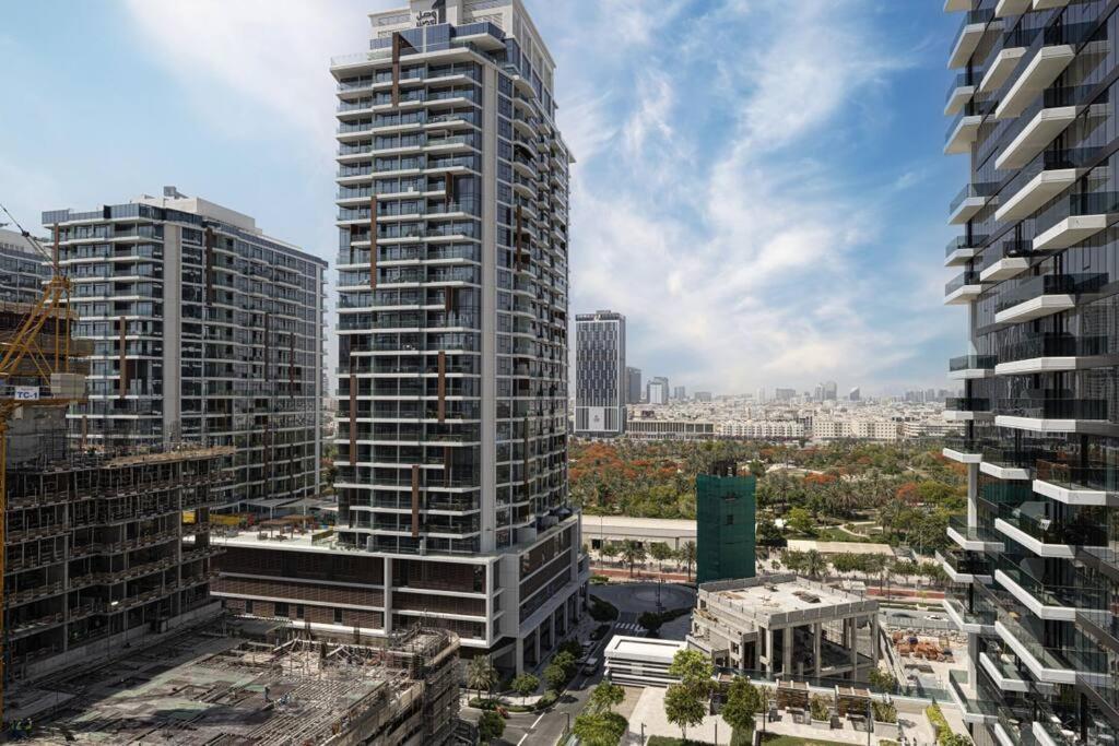 Chic 2 Bed Near Trade Centre With 5 Star Amenities Apartamento Dubai Exterior foto